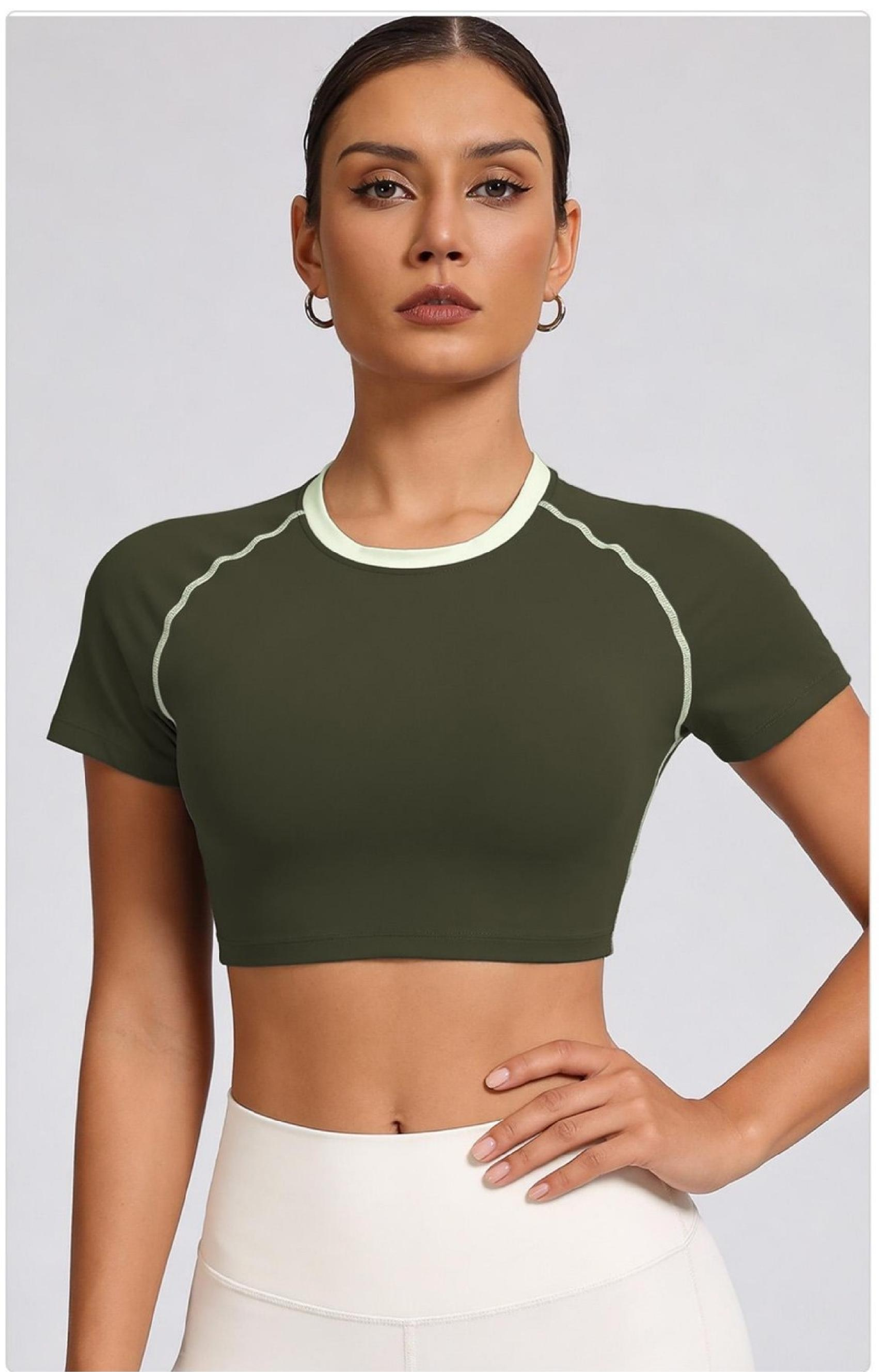 Color-blocked crew neck short-sleeved shirt
