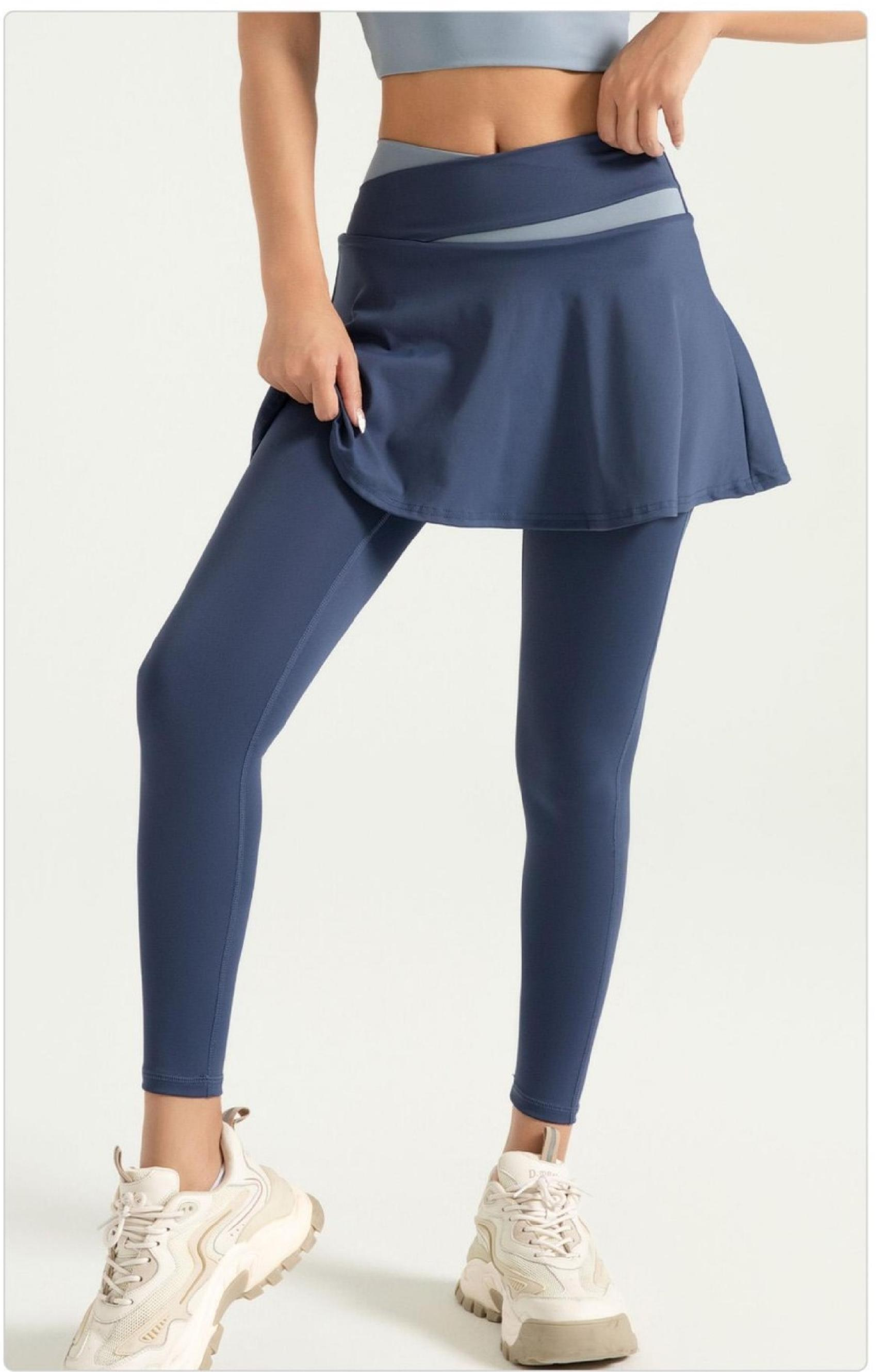 Peach-colored color-blocked short skirt and trousers